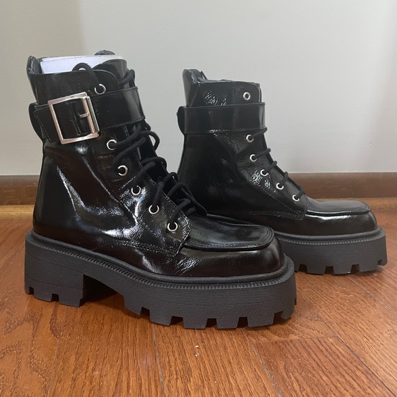 UO exclusive Cooperative Tania buckled boot - Picture 2 of 10